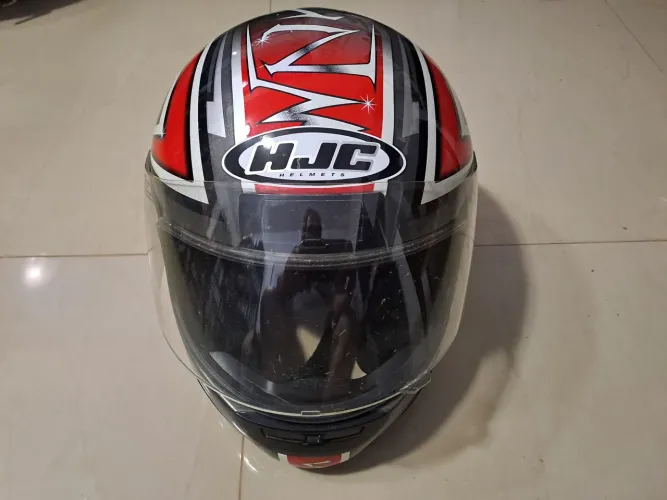 Capacete HJC - Tamanho M-58 -  Preto, Vermelho e Cinza