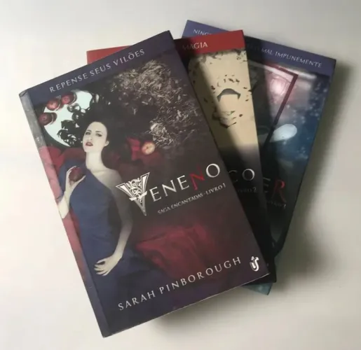 3 livros série encantada