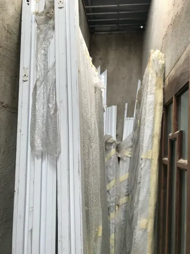 Porta balcão ALUMÍNIO BRANCO