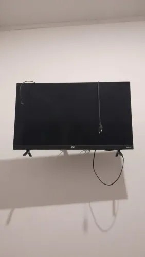 SMARTV AOC 32" (com defeito)