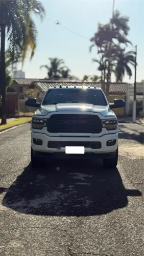 Ram 2500 Laram. 6.7 Night ED. TB CD 4X4 DIE 2022