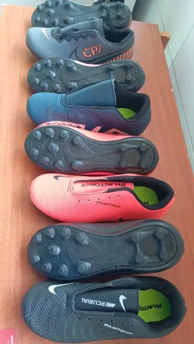 Chuteiras infantil de campo NR 27 a 33 vl 60,00