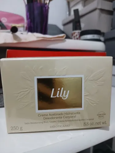 Creme Acetinado Lily O Boticário