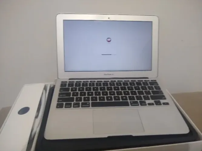 MacBook Air 2011