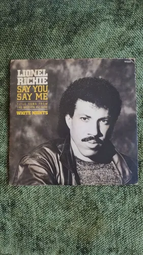 Compacto de Lionel Richie