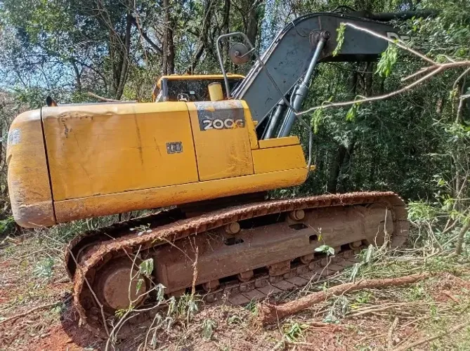 Escavadeira Hidráulica Jonh Derre 200G Ano 2020 5.700 Hrs