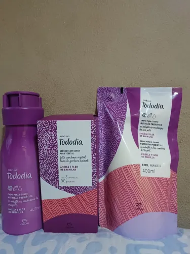 Kit Natura Tododia Ameixa e Flor de Baunilha