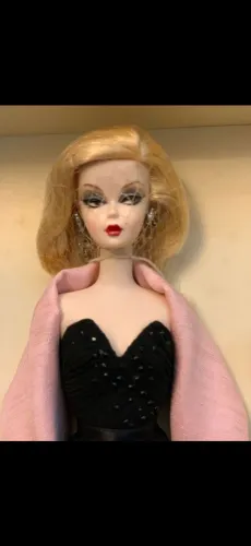Barbie Silkstone.