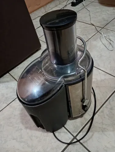 Vendo centrífuga suco de frutas 800w inox! Extra!
