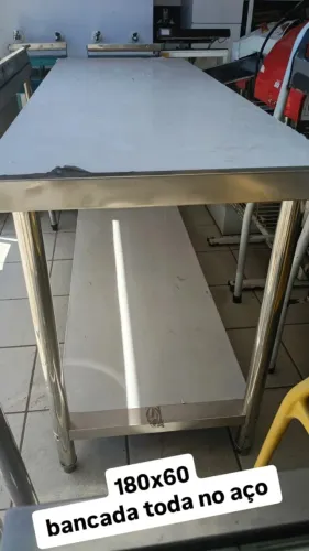 MESA INOX 201 PARA MANIPULAÇÃO