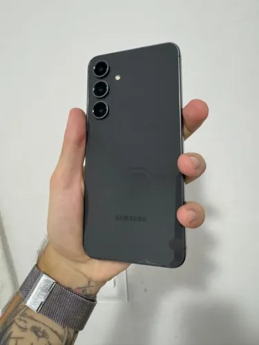 Samsung Galaxy S24 FE