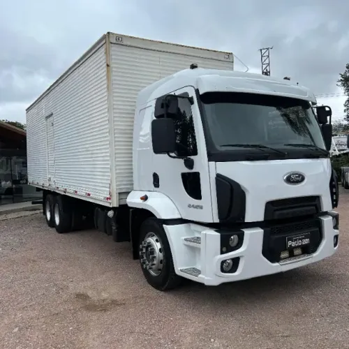 Caminhão Ford Cargo 2429 Baú Cabine Leito Ano 2014