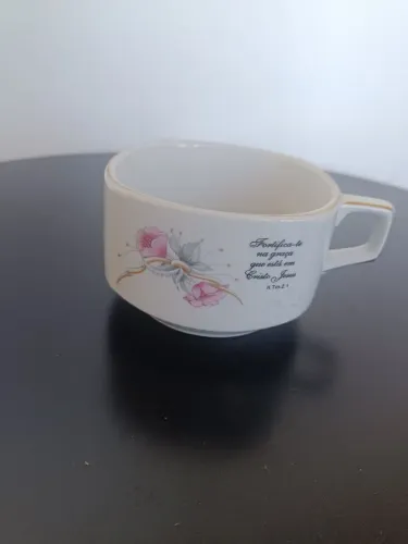 LINDA XÍCARA DE PORCELANA 500 ML