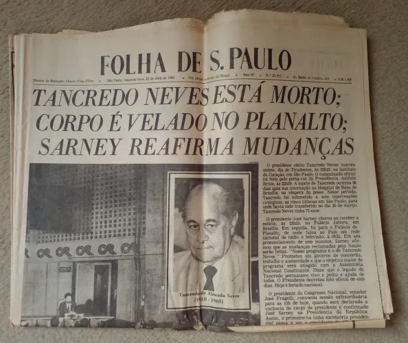 Jornal Folha de S. Paulo - Tancredo Neves está Morto