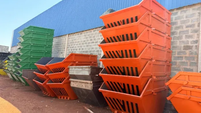 ? Unifer Metalúrgica - Containers, Containera almoxarifado e Caçambas, caçambas poli.