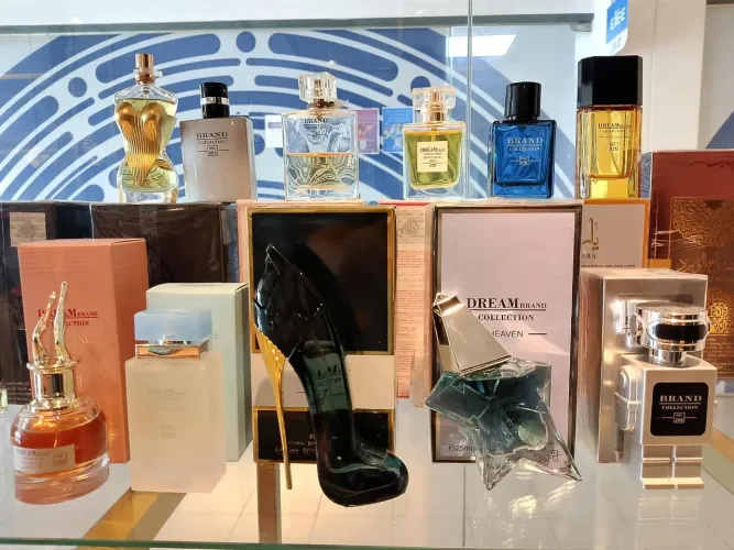 Perfumes Brand Collection 