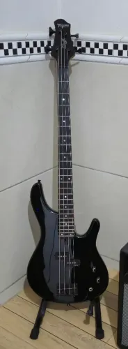 Baixo Tagima XB21 - Modificado