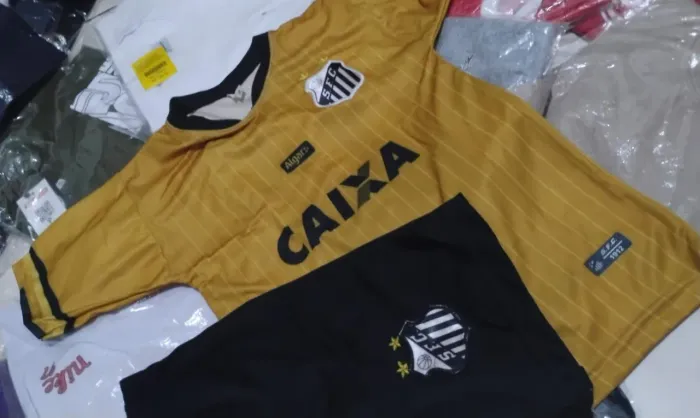 Conjunto de time infantil de 2 a 10 anos