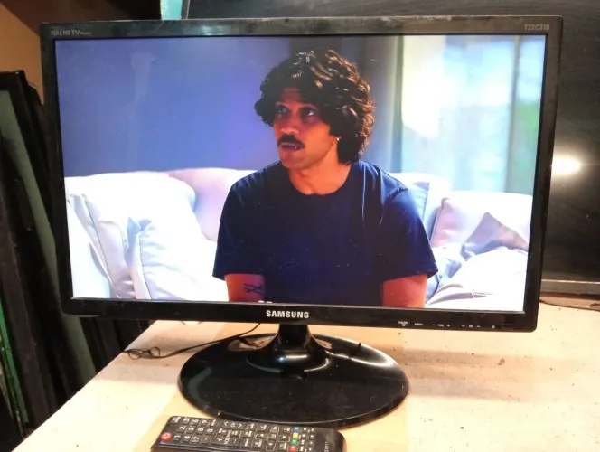 TV Samsung Full HD 22 