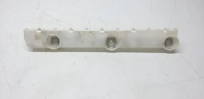 Guia Parachoque Traseiro Esquerdo Nissan Versa 2015 A 2019 (Usado)