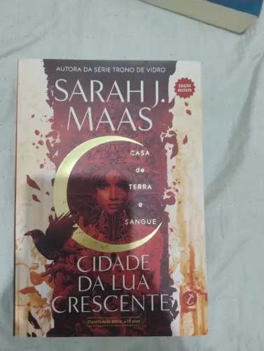 Cidade da Lua Crescente (Vol. 1) - Sarah J. Maas - Edição Revista (S/ Erros)