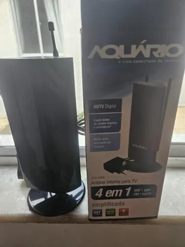 Antena amplificada Dtv Vhf Uhf  -Aquario