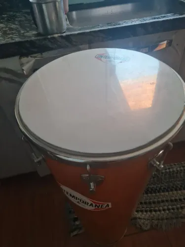 Tambor contemporânea