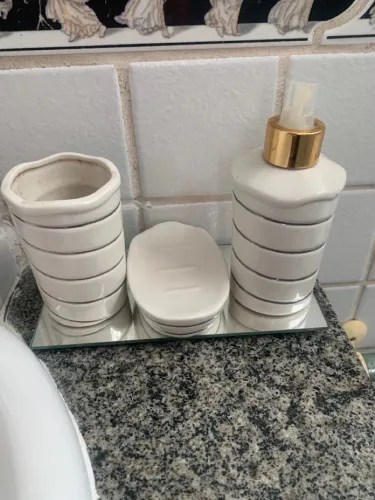 Conjunto de acessórios para banheiro