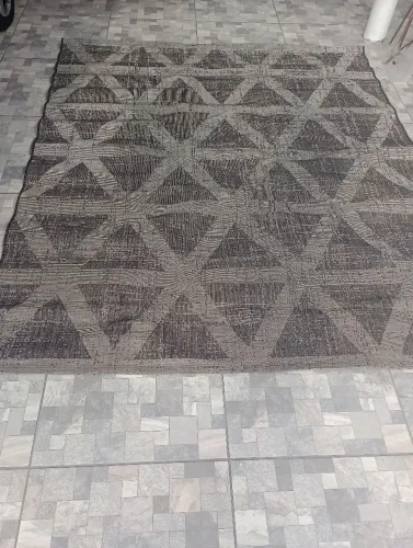 Tapete semi novo 2,00. por 2,50 mts