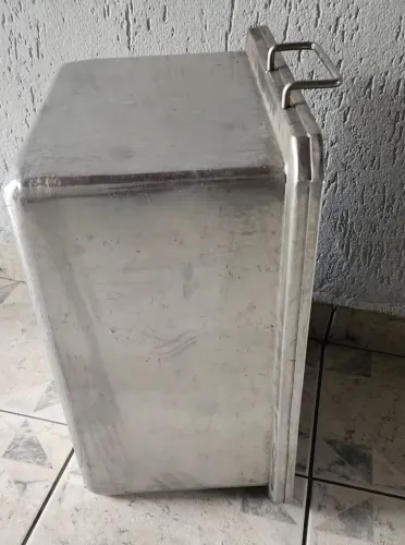 Cuba de inox (40x45x24) usada