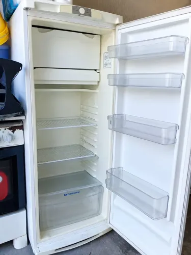 Geladeira somente retirada