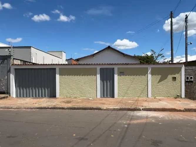Casa 2 quartos para venda