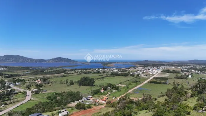 Terreno de 1000m² em Garopaba