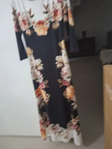 Vestido lança perfume