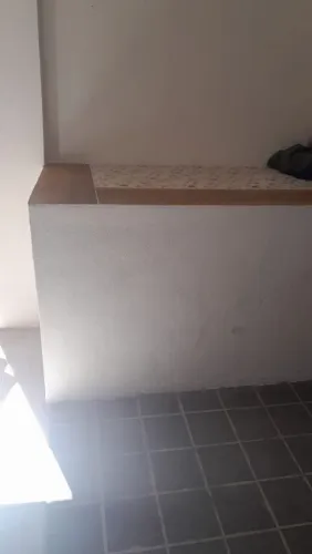 Alugo KITNET em Laranjeiras