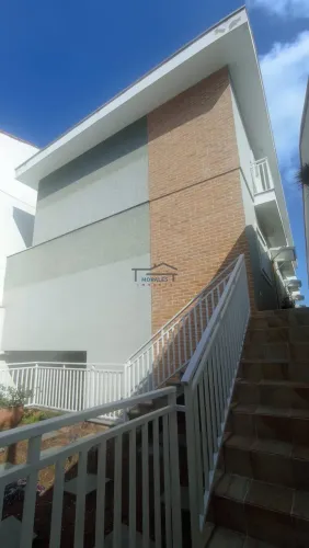SOBRADO DE VILLAGIO À VENDA - BELA VISTA - OSASCO - 2 QUARTOS - 02 VAGAS