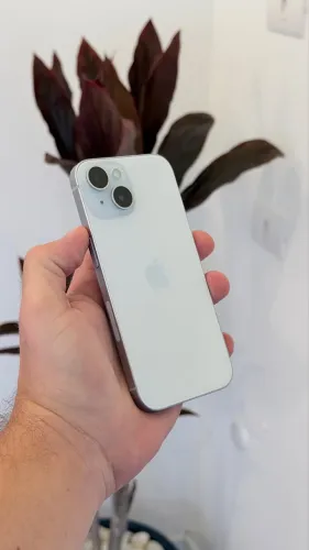 Oferta - iPhone 15 128gb Perfeito estado