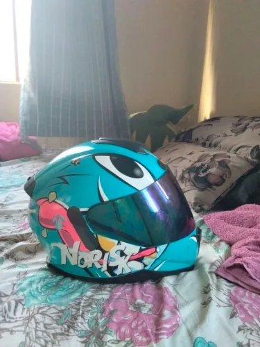 Capacete a venda 500 reais