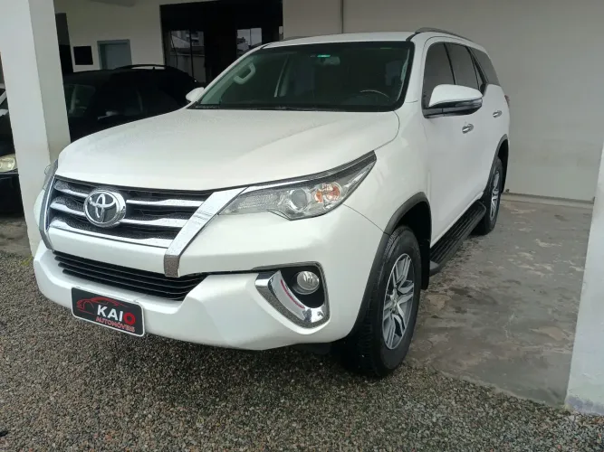 Toyota Hilux SW4 SRV 4X2 2.7 Flex 16V Aut. 2019