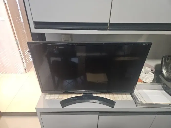 Smart TV Monitor LG 28" - 28MT49S-PS - Wi-fi Integrado FHD
