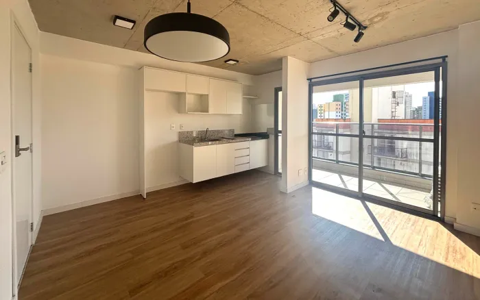 Apartamento/studio de 1 dormitório para alugar no Cambuí em Campinas.