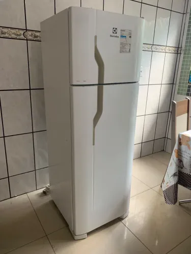 Geladeira Electrolux duplex 380litros