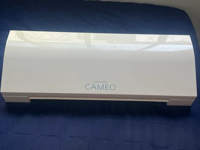 Silhouette CAMEO 3 - máquina de corte
