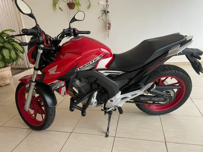 Cb twister 250 2021