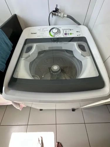 Máquina de lavar para retirada de peças