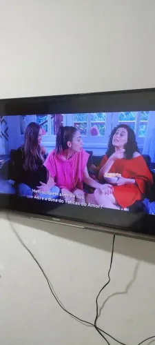 Tv Smart 43 polegadas.. leia a descrição