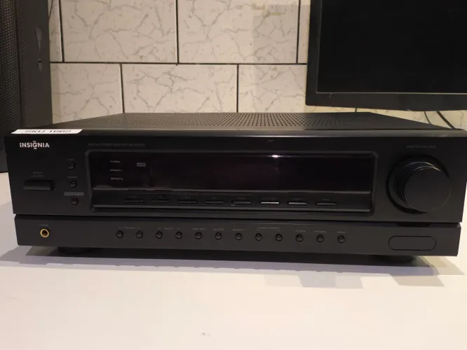 Receiver INSIGNIA NS-R2000 para peças ou possível restauro