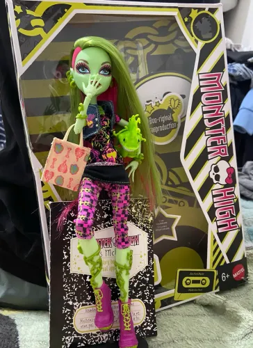 boneca monster high vênus