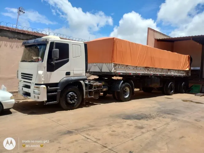Iveco Stralis 380 carreta noma 2002
