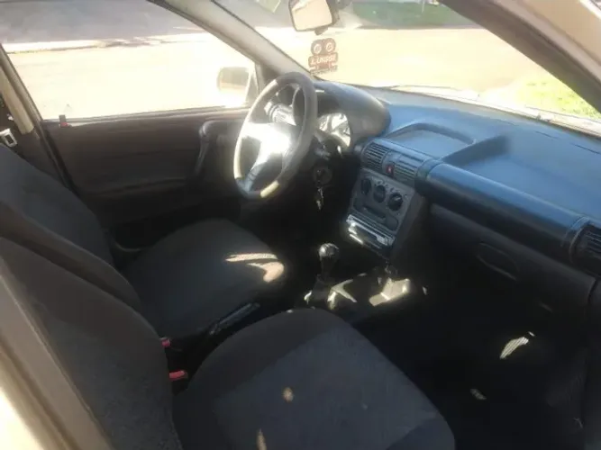Chevrolet Corsa SED Class.life 1.0/1.0 Flexpower (álcool) 2008